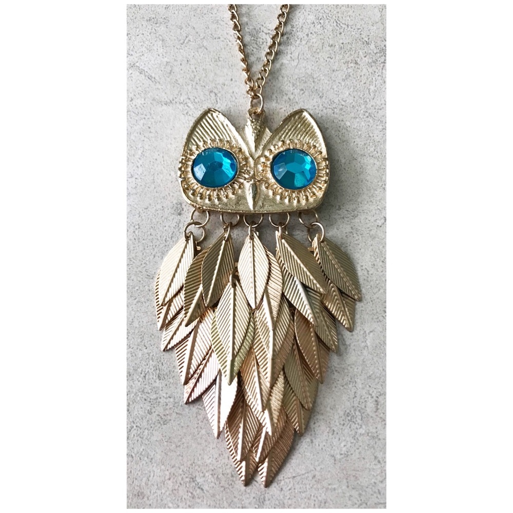 NEW Adorable Goldtone Owl Necklace, Turquoise Eyes